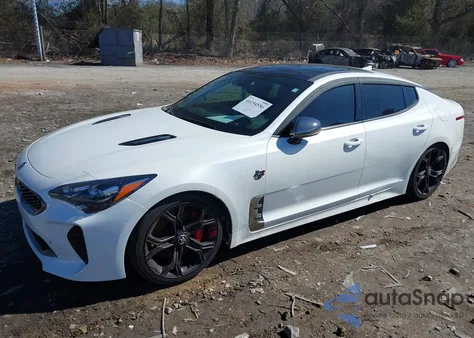 2020 Kia Stinger Gt2 z USA, uszkodzony, nr VIN KNAE55LC8L6081449
